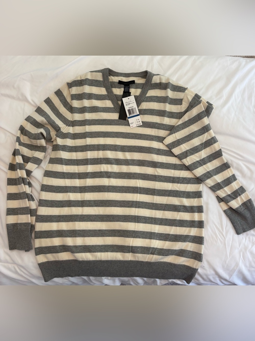 Kenneth Cole New York Men's V-Neck Striped Sweater - Gray & Cream